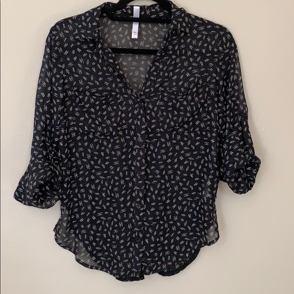 Blouse w/ Lace